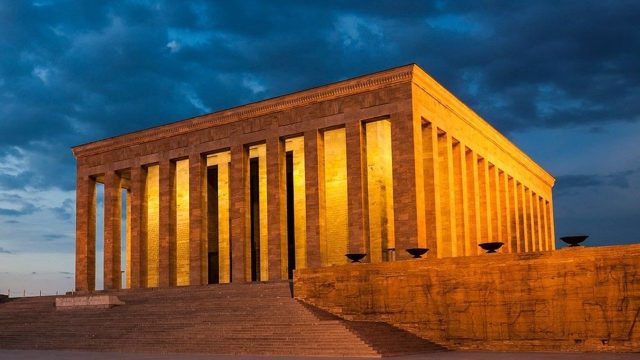 29 Ekim Anıtkabir Ziyaret Saatleri: Saat Kaçta Açılacak, Kaçta Kapanacak?