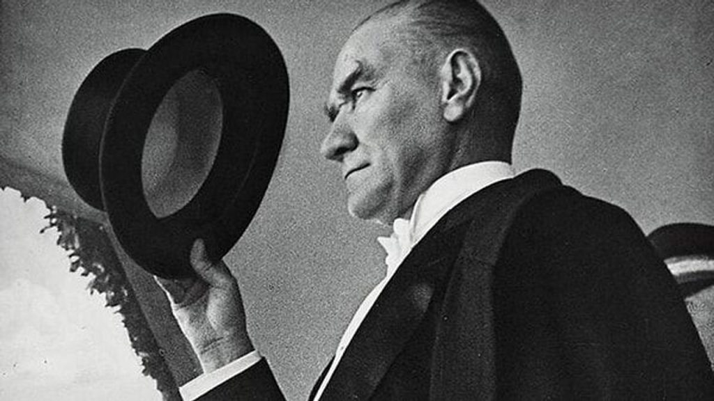 29 Ekim Atatürk Sözleri: Cumhuriyet Bayramı İçin En Anlamlı ve Tarihî Alıntılar