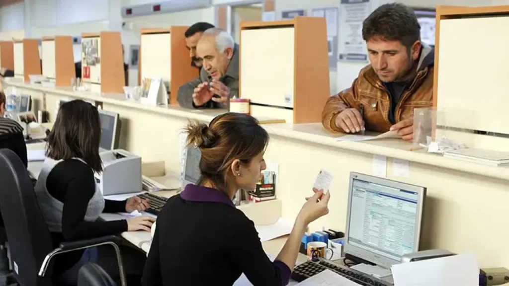 29 Ekim’de Devlet Daireleri Açık mı? Nüfus, Tapu, Belediye, Vergi Dairesi ve Adliye Çalışma Saatleri