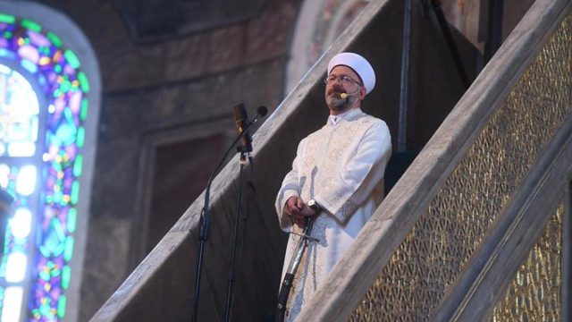 Bu Haftanın Cuma Hutbesi Ne? 30 Ekim’de Diyanet’ten Birlik ve Beraberlik Çağrısı