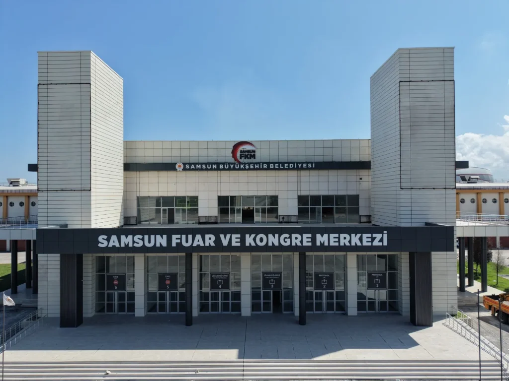 BÜYÜKŞEHİR’DEN SAMSUN KİTAP FUARI İÇİN ÖĞRENCİLERE ÜCRETSİZ ULAŞIM HİZMETİ