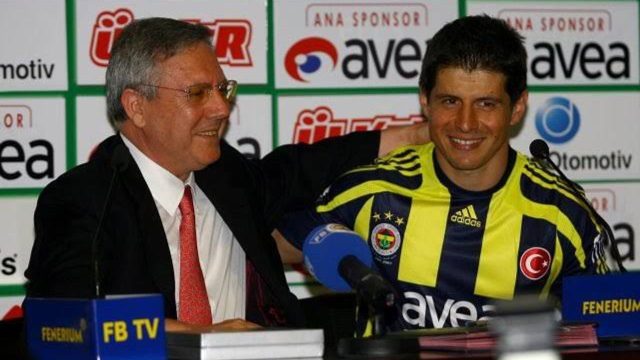Emre Belözoğlu Fenerbahçe’ye Mi Geliyor? Teknik Direktörlük İddiasına Yanıt